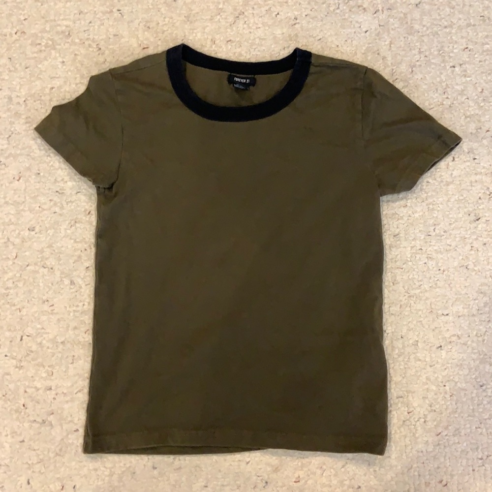 Forever 21 tee